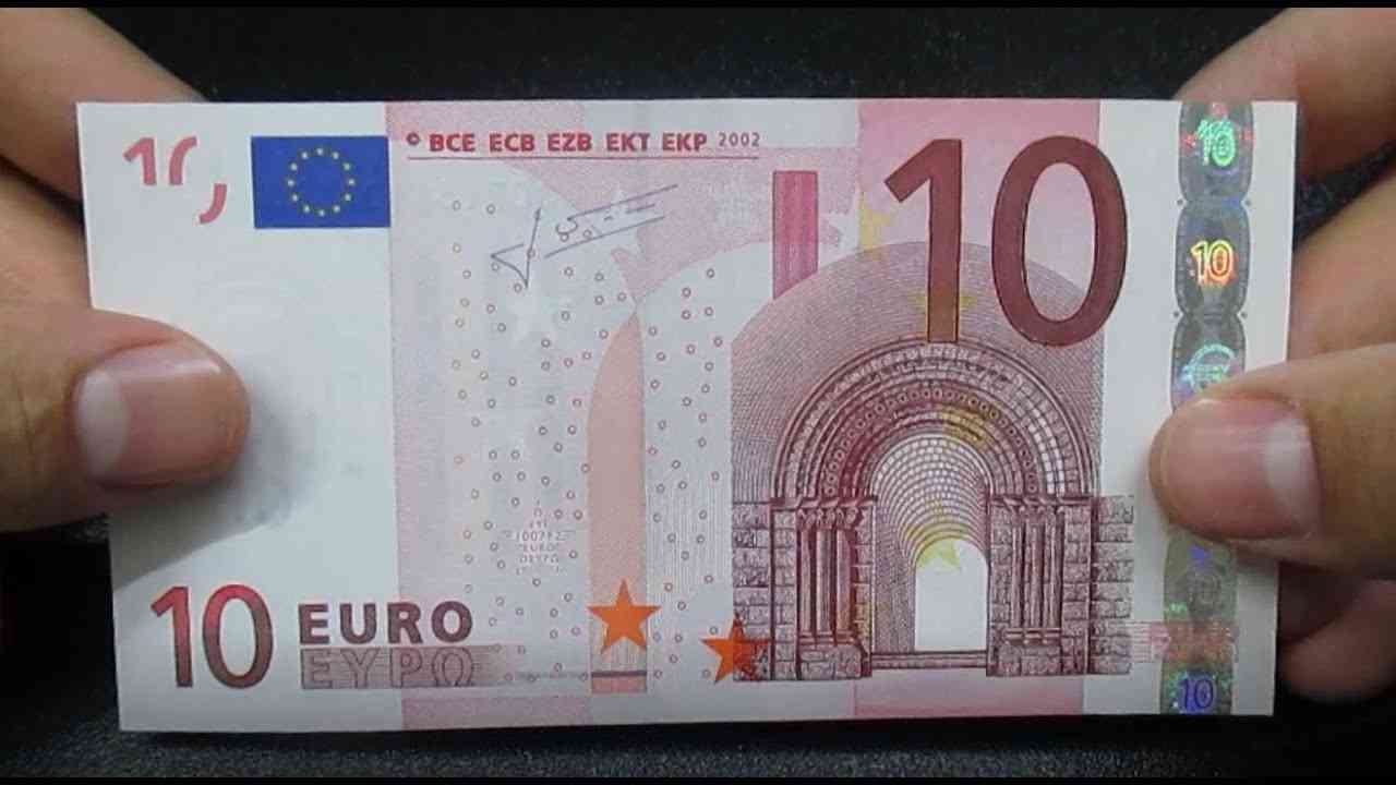 10 Euro banknotes: Be careful, that’s what this symbol means