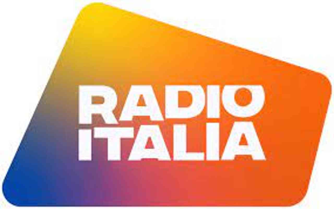 Radio Italia Live: proposta di matrimonio live a Piazza Duomo
