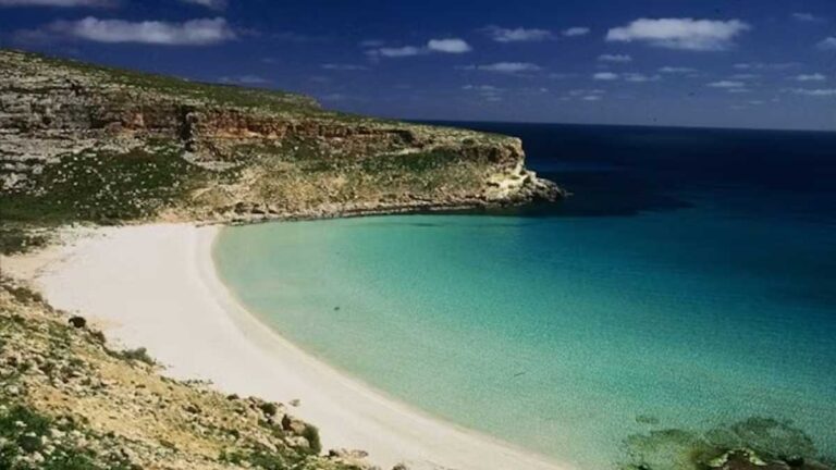 Spiaggia dei conigli in Sicilia: dopo 10 anni torna nella top 10 mondiale