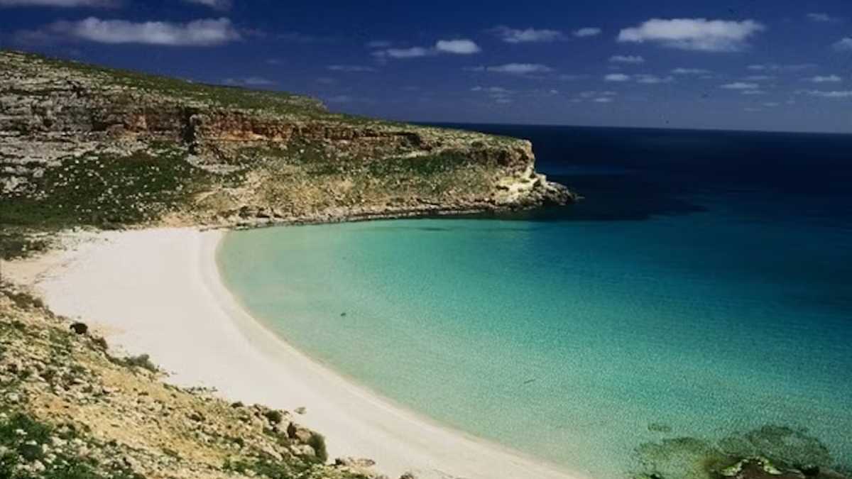 Spiaggia dei Conigli in Sicilia, premiata tra le top 10 spiagge mondiali dopo 10 anni.